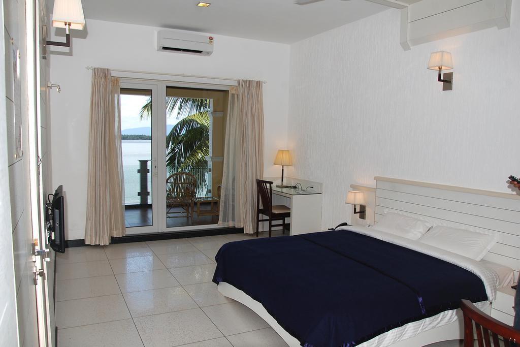 Hotel Blue Waters Kundapur Camera foto